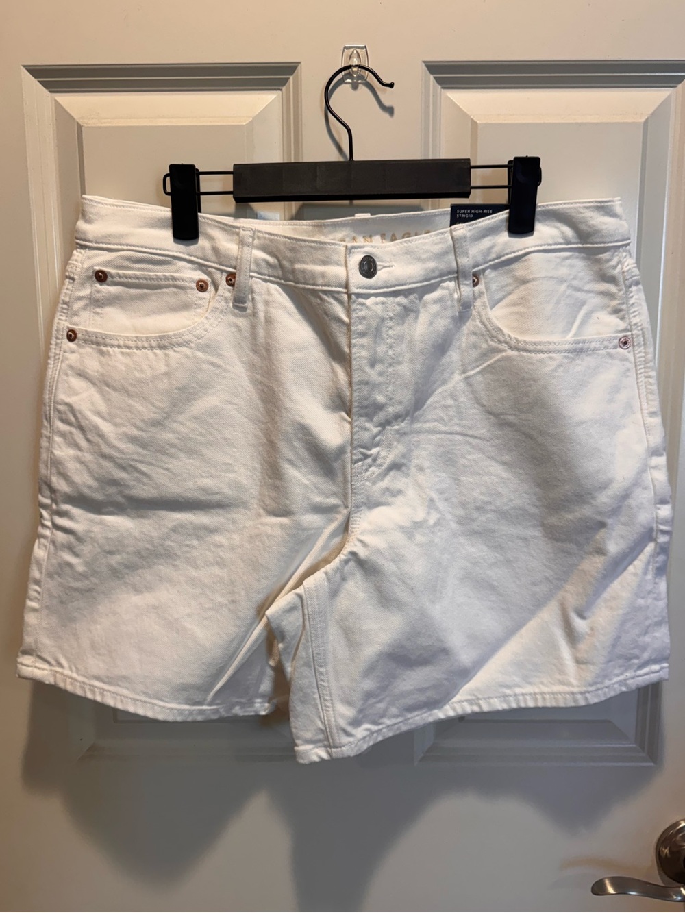 American Eagle Outfitters White Denim Shorts - Classic Five-Pocket